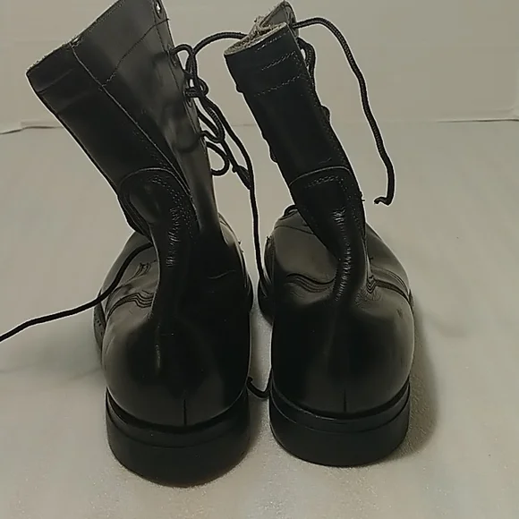 Vintage B F Goodrich black boots 9R (read ) - Picture 8 of 12